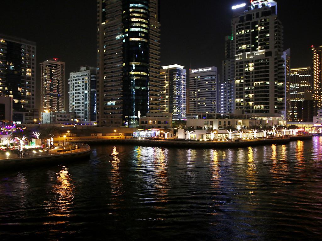 Rh- Skyview Tower, Dubai Marina, 1Br With Large Terrace Appartamento Esterno foto